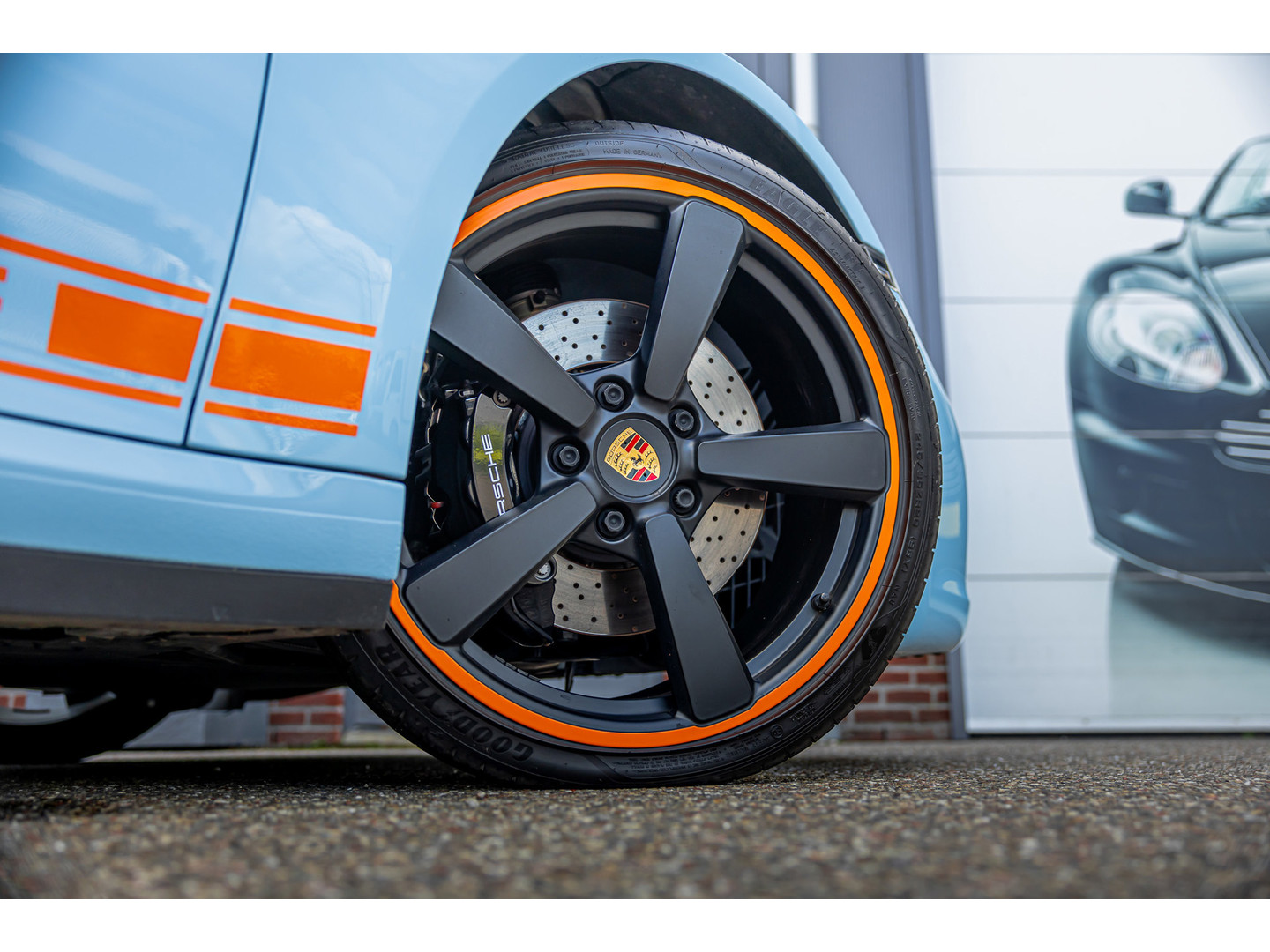 Porsche