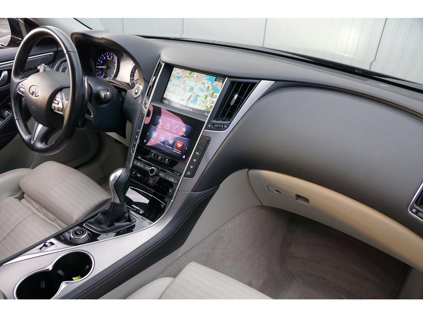 Infiniti