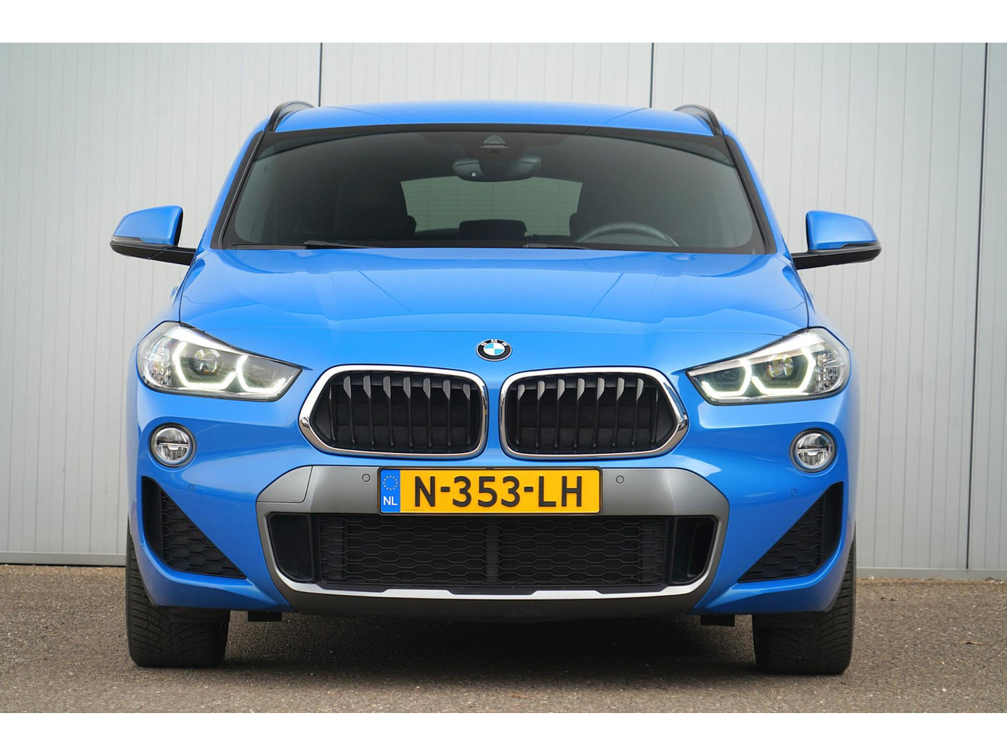 BMW BMW