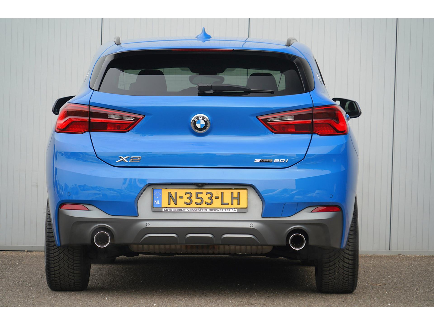 BMW BMW