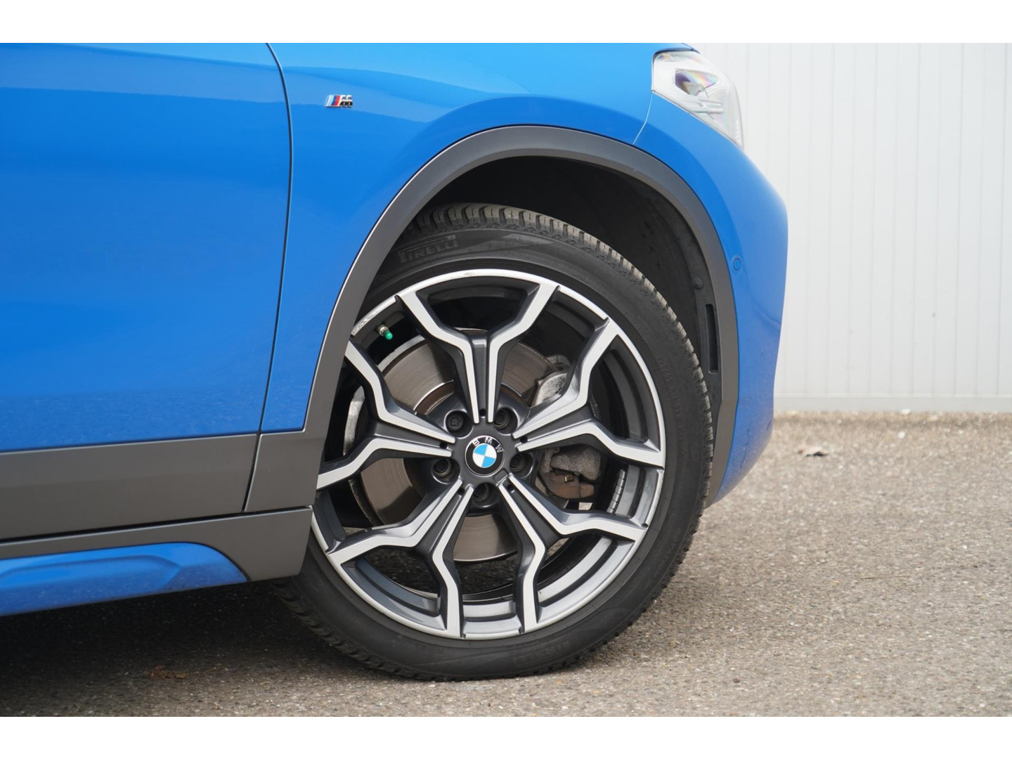 BMW BMW