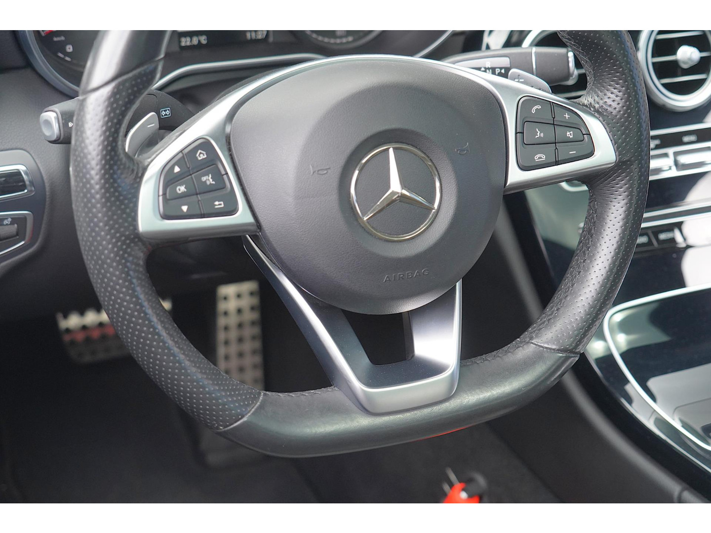Mercedes-Benz Mercedes-Benz