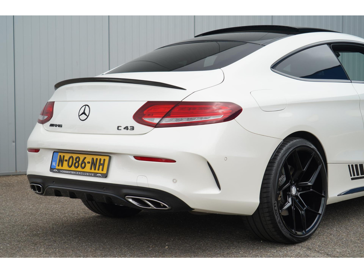 Mercedes-Benz Mercedes-Benz