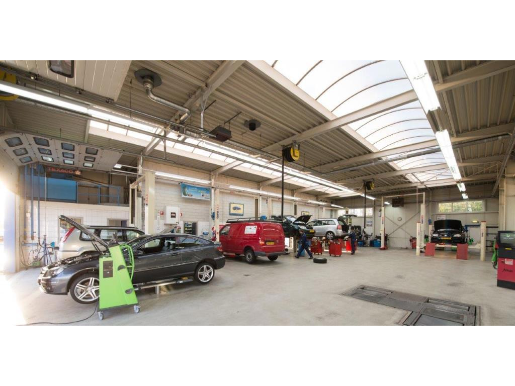 Land Rover Land Rover