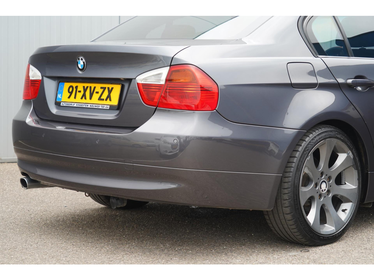 BMW