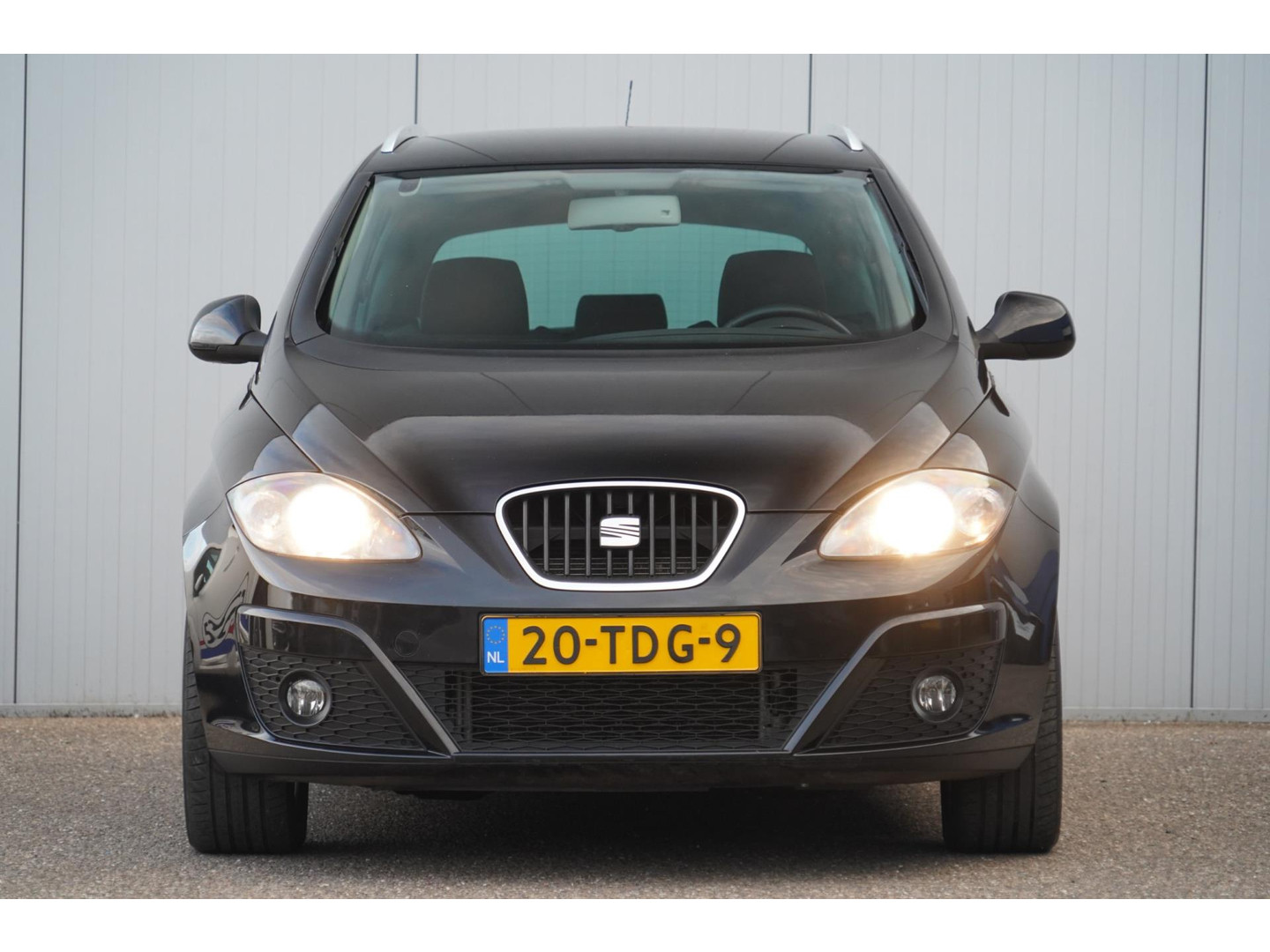 SEAT