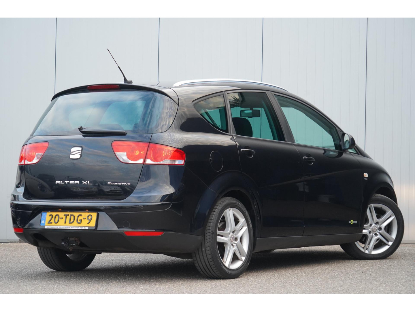 SEAT