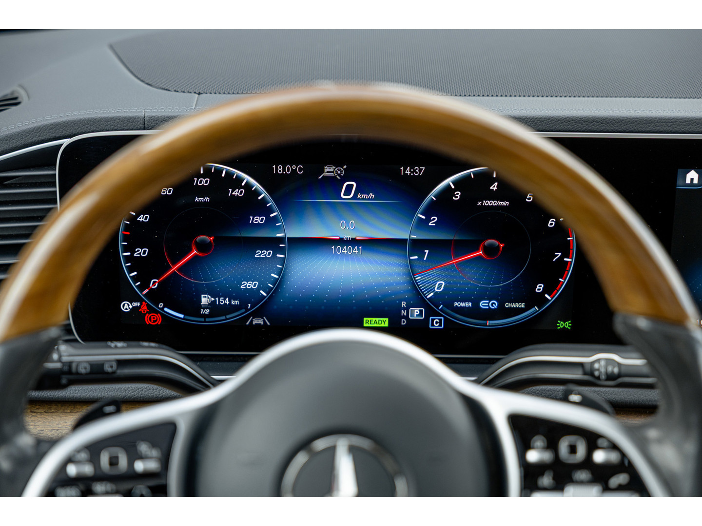 Mercedes-Benz Mercedes-Benz