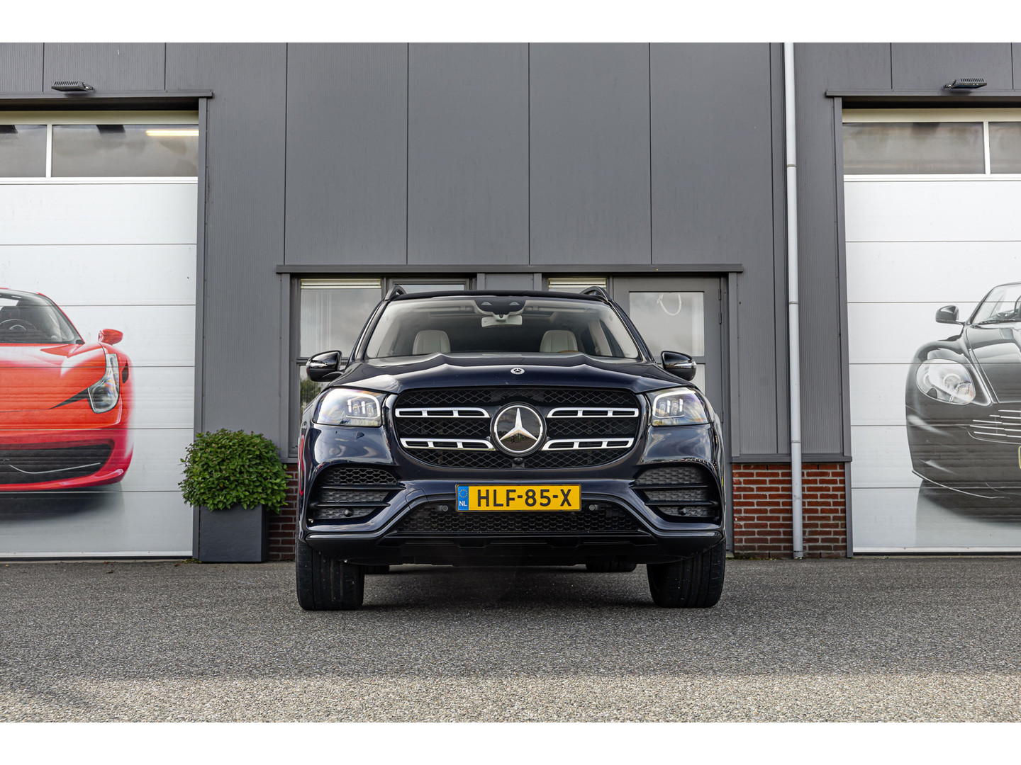 Mercedes-Benz Mercedes-Benz