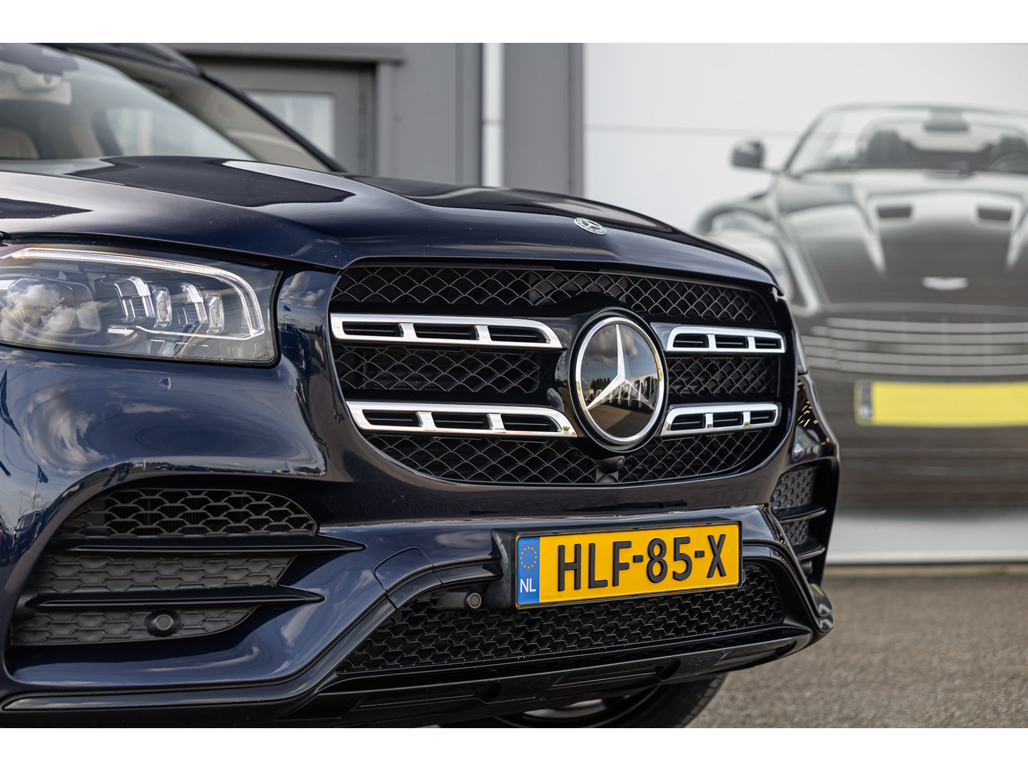 Mercedes-Benz Mercedes-Benz