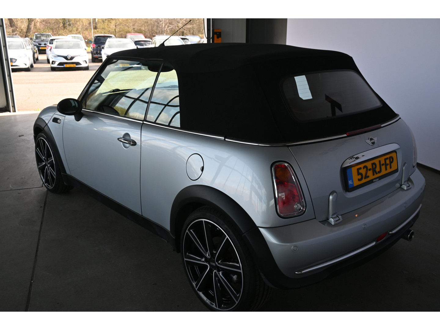 MINI
