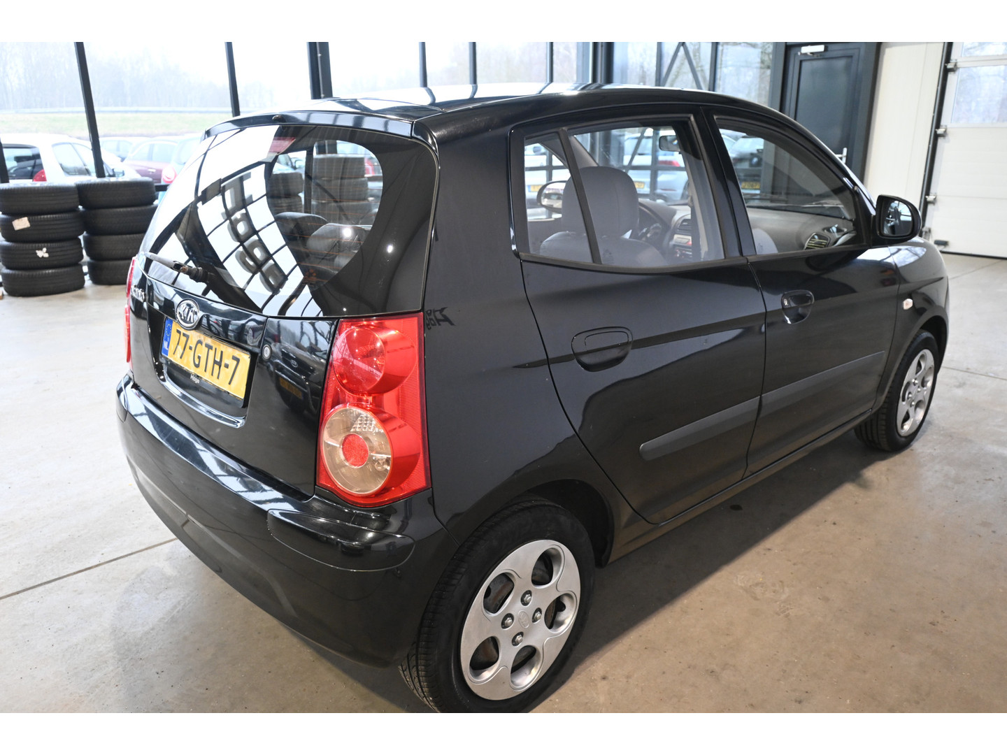 Kia