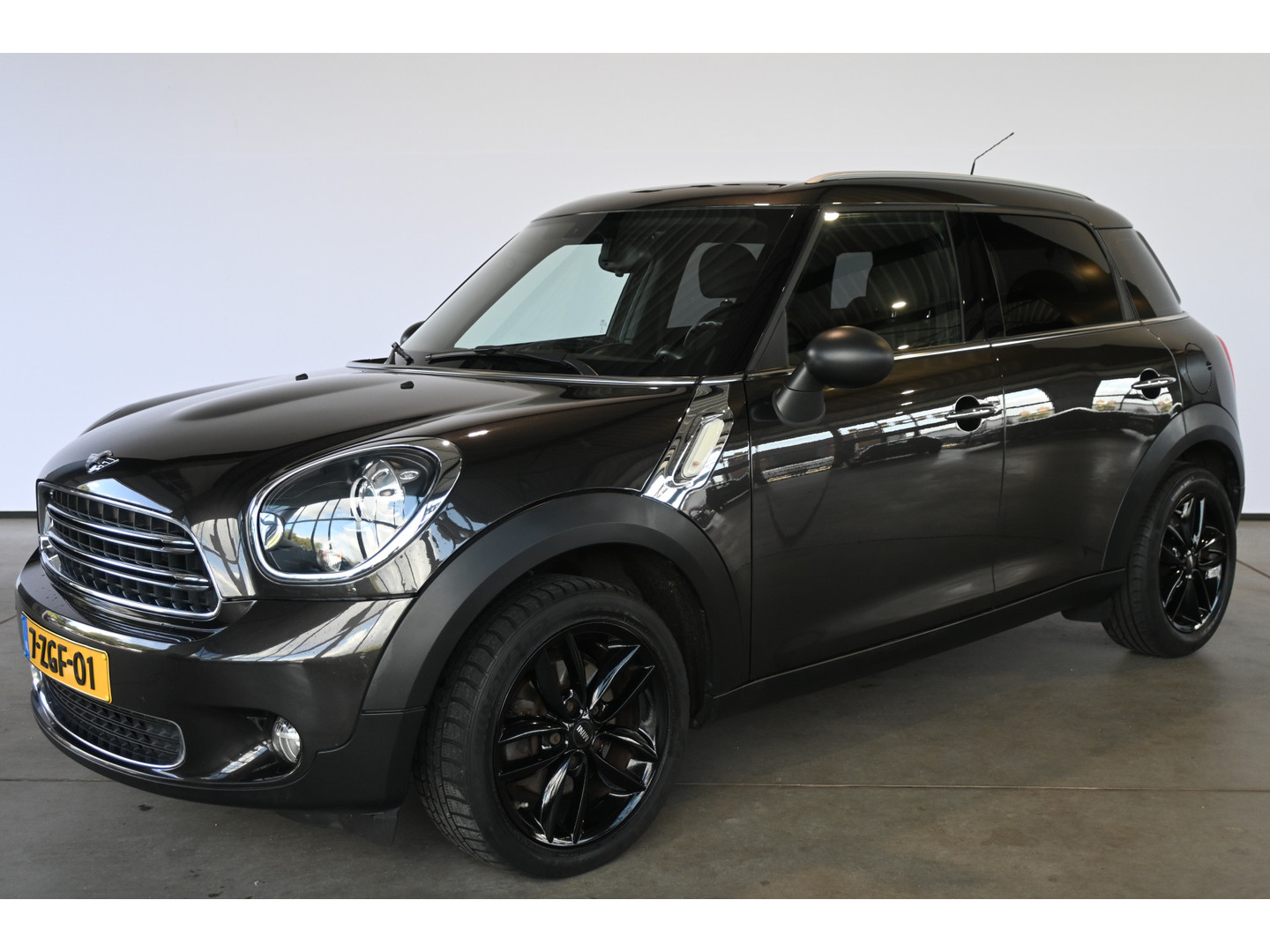 MINI