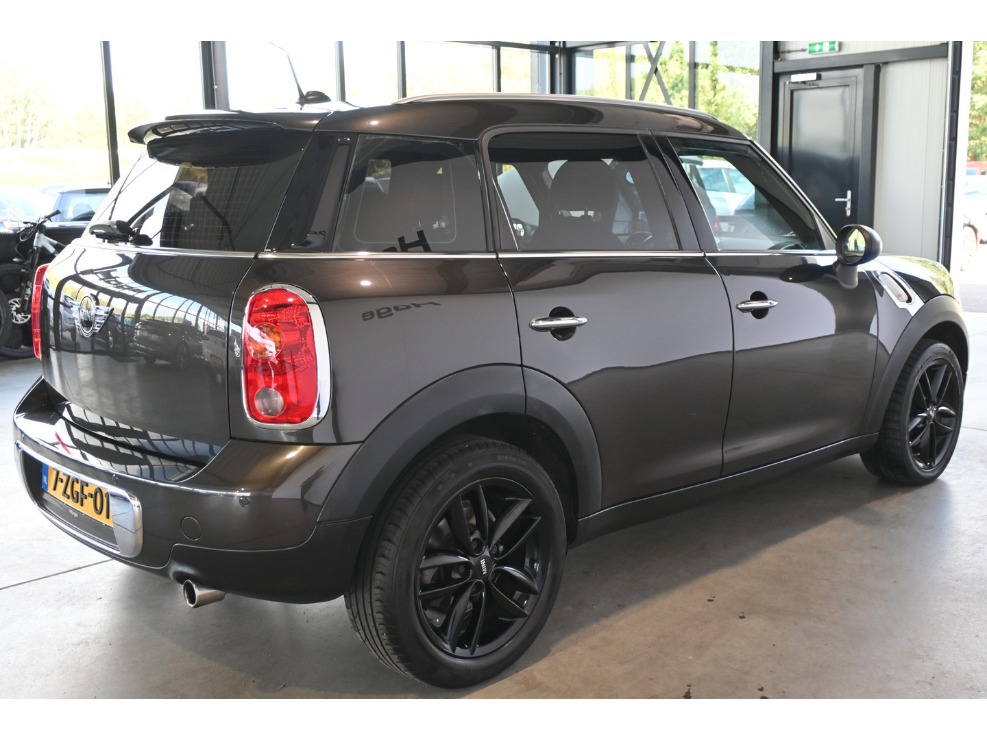 MINI