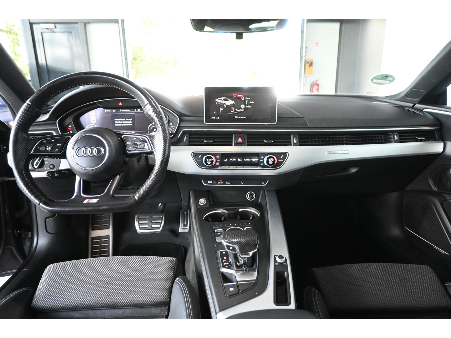 Audi