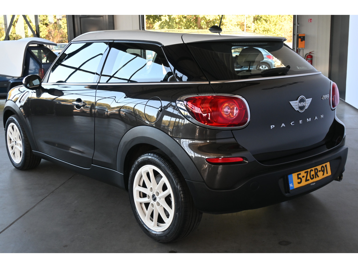 MINI
