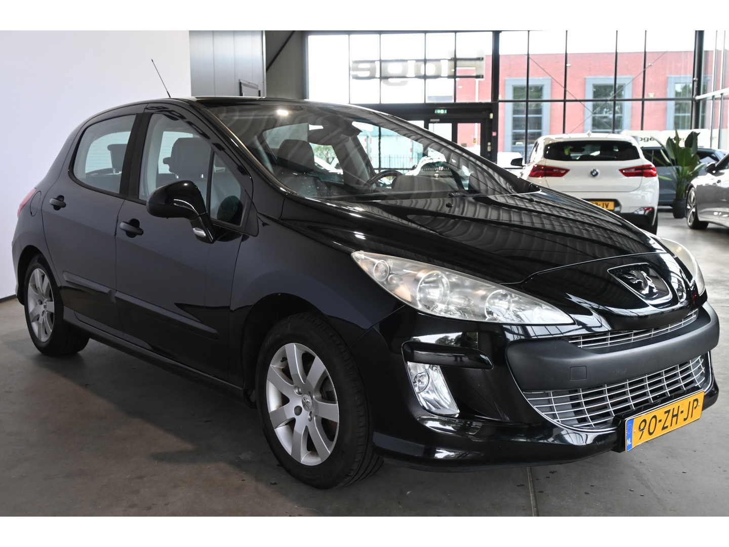 Peugeot