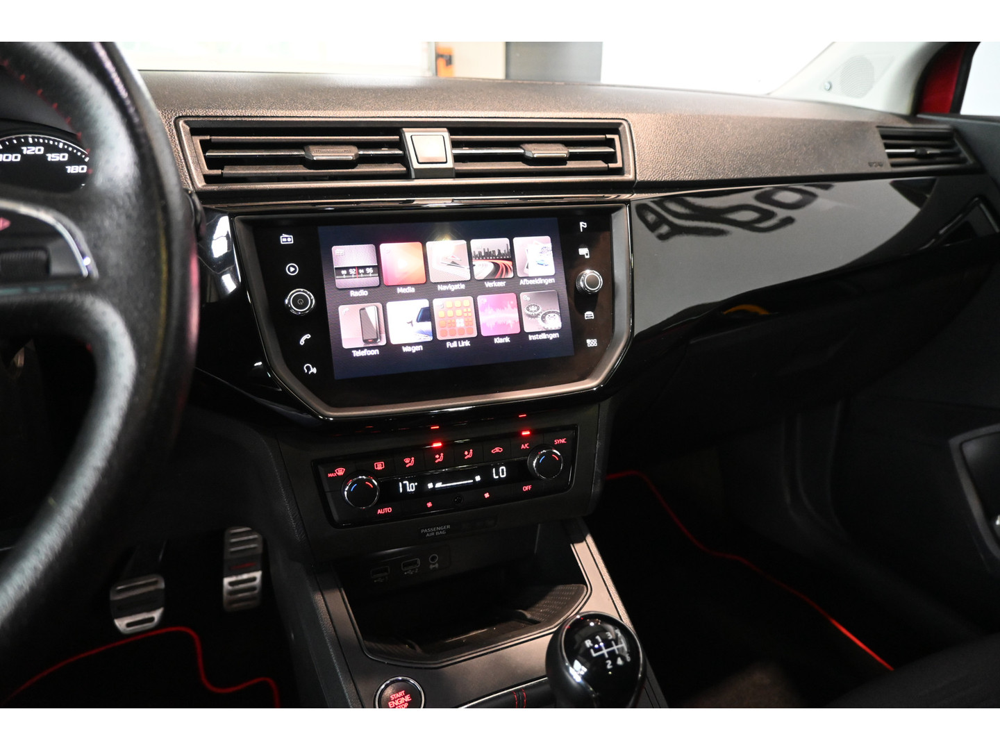 SEAT