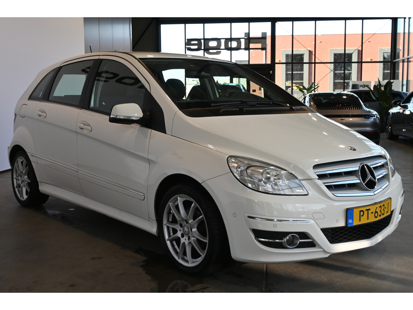 Mercedes-Benz