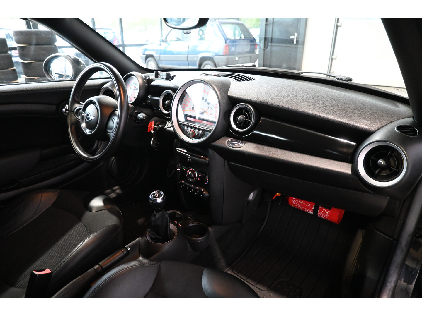 MINI