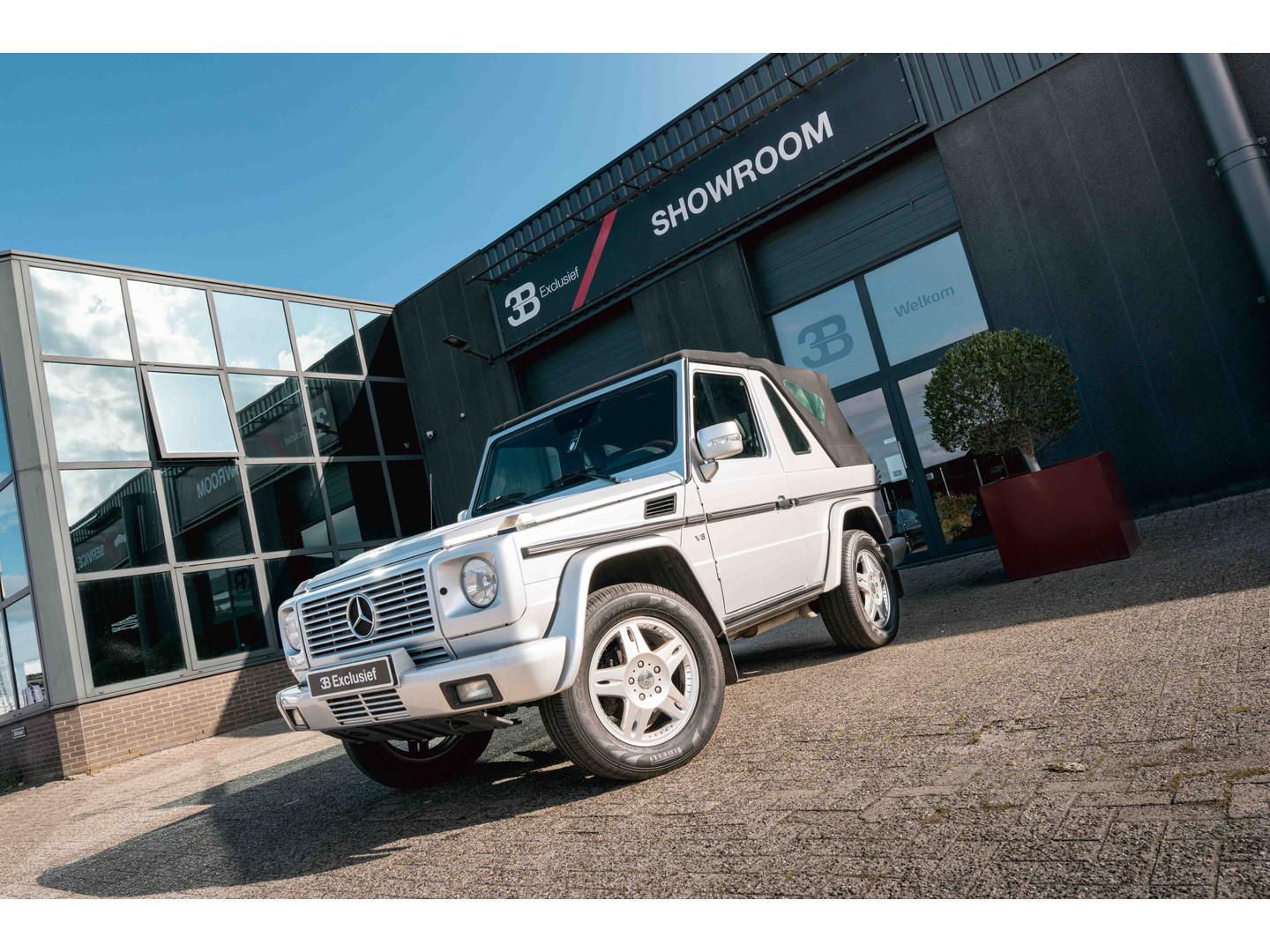 Mercedes-Benz