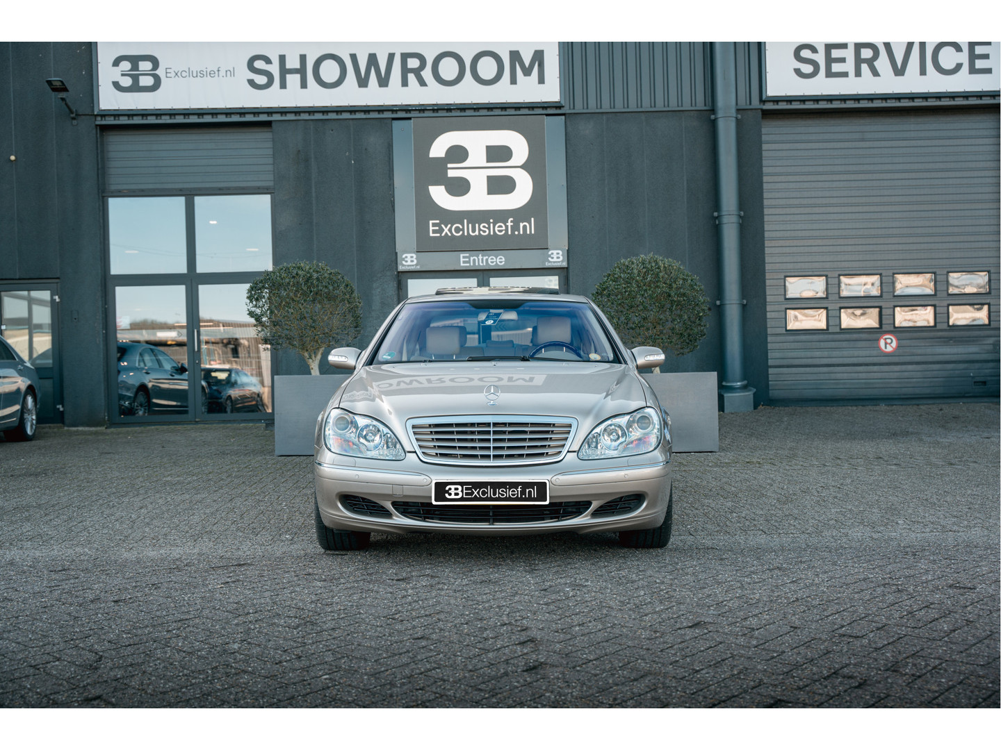 Mercedes-Benz