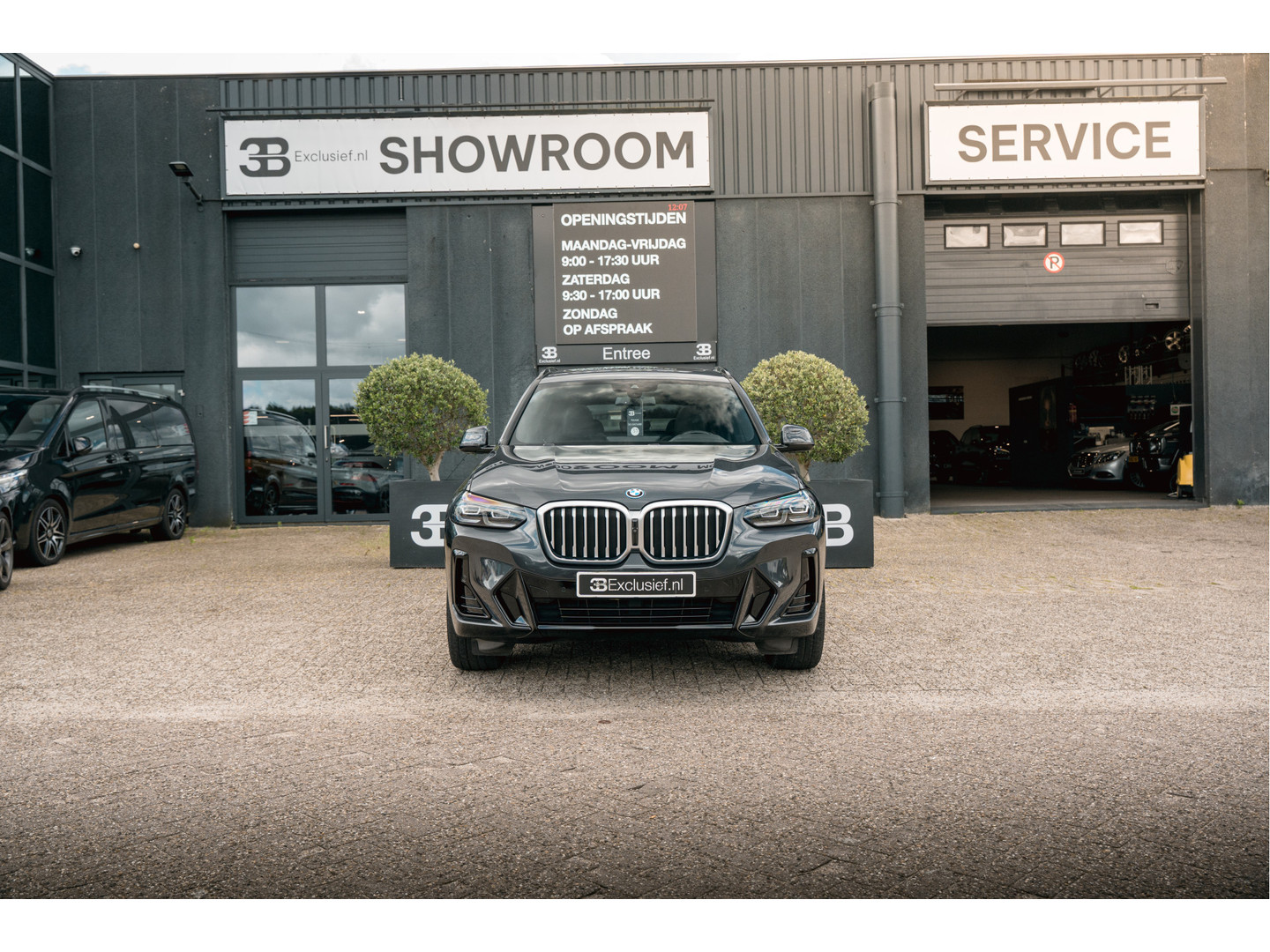 BMW
