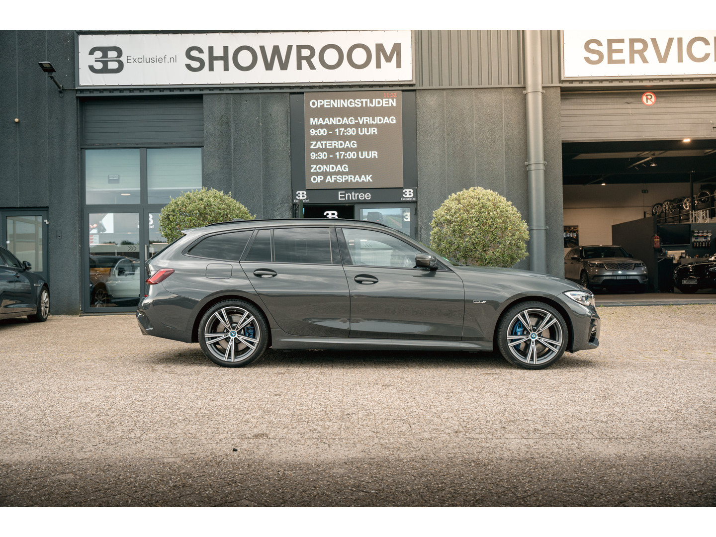 BMW