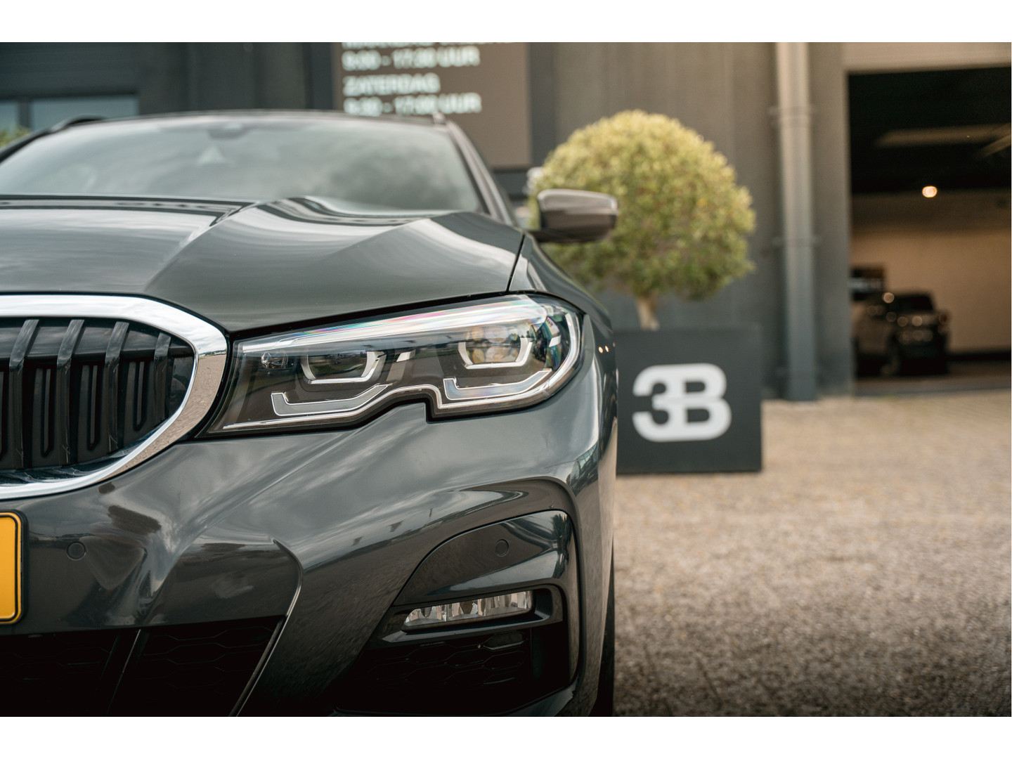 BMW
