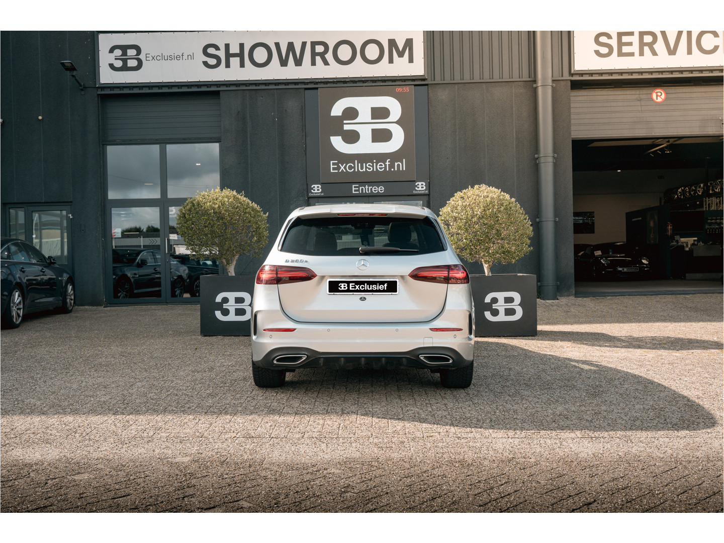 Mercedes-Benz