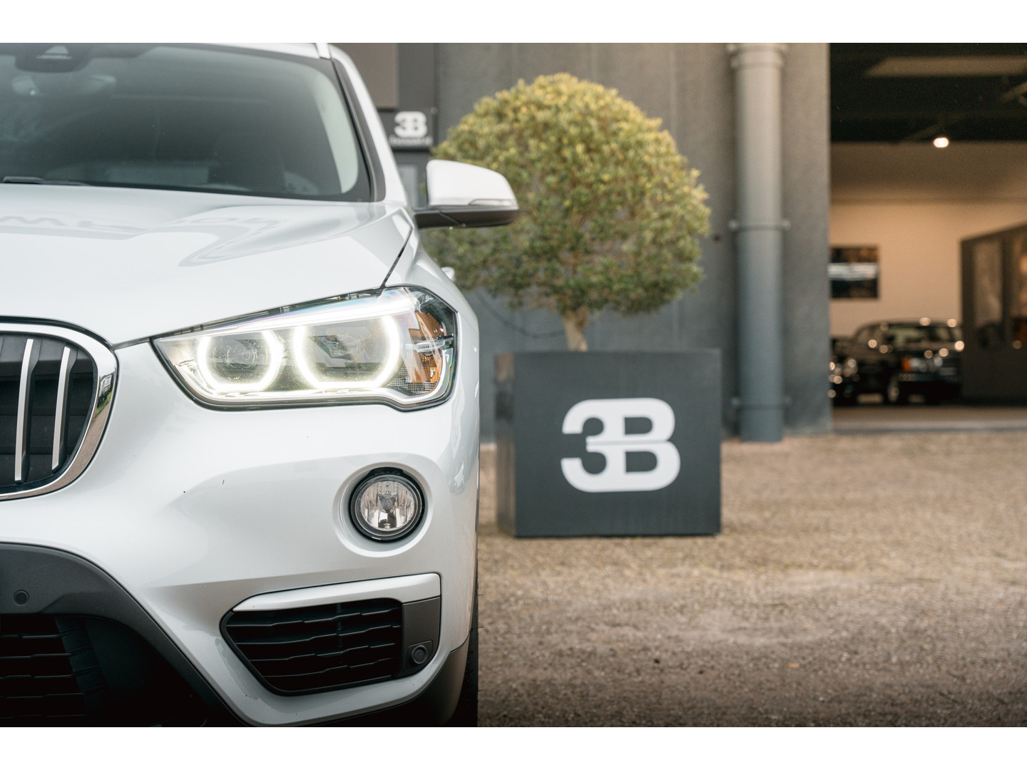 BMW