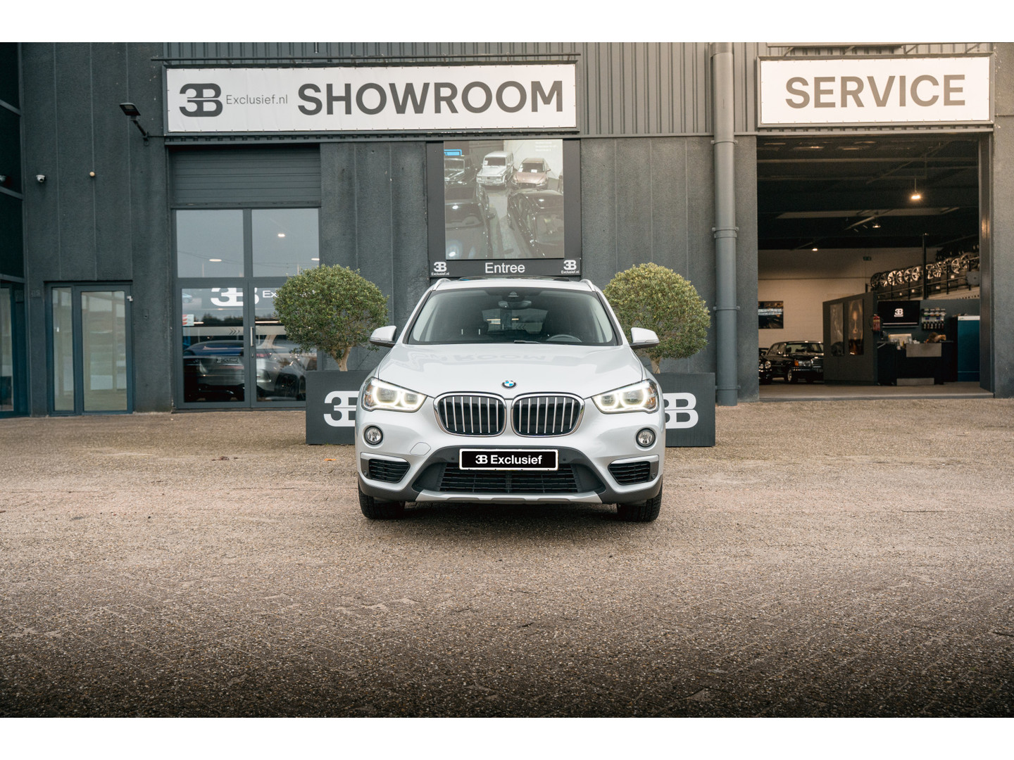 BMW