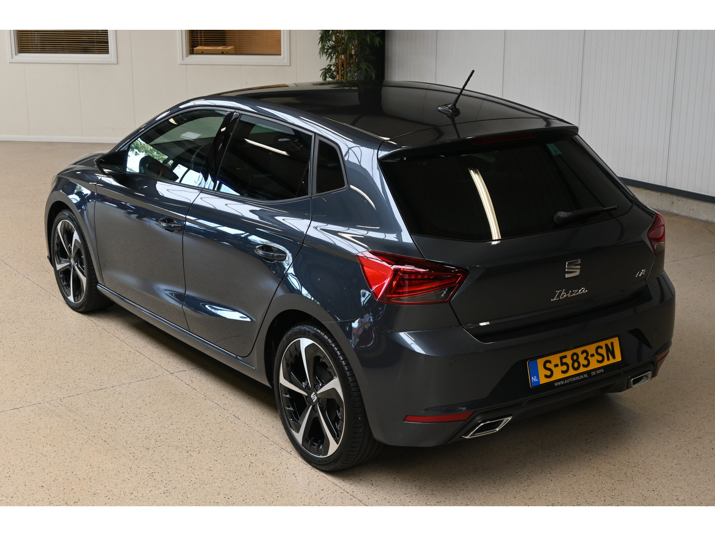 SEAT