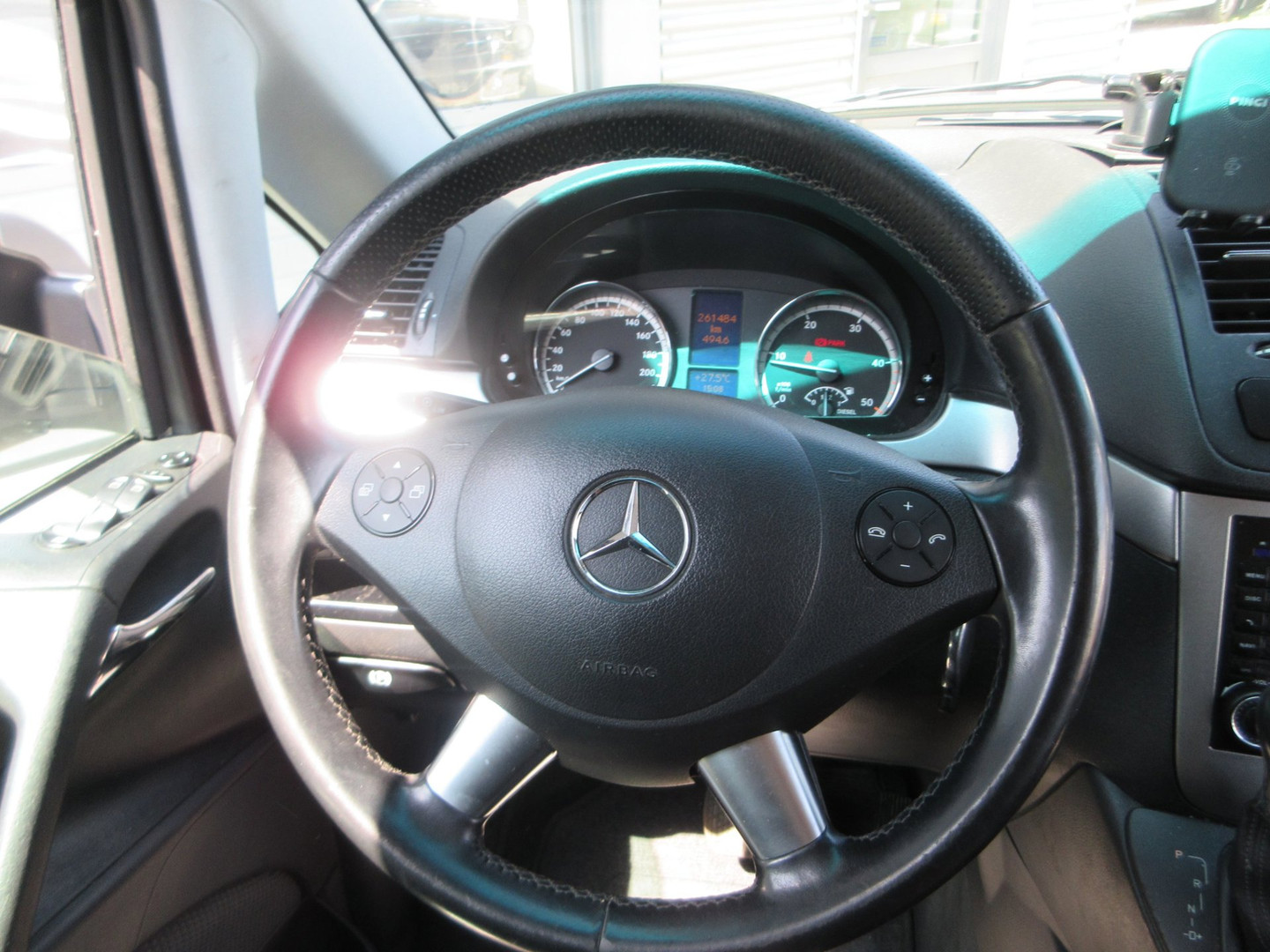Mercedes-Benz Mercedes-Benz