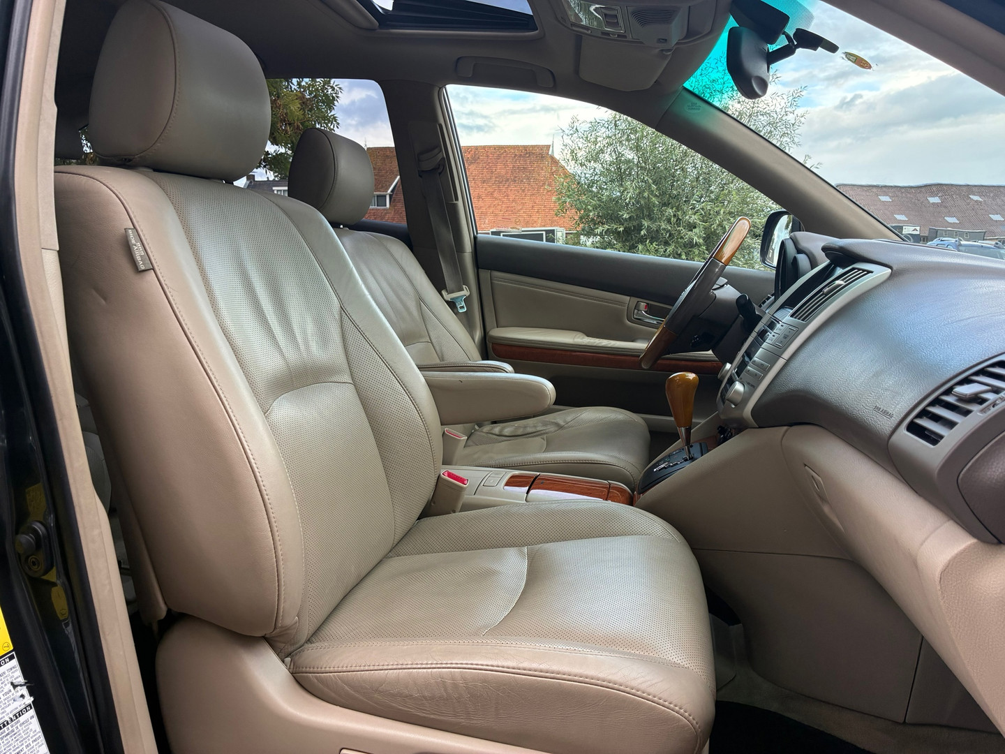 Lexus