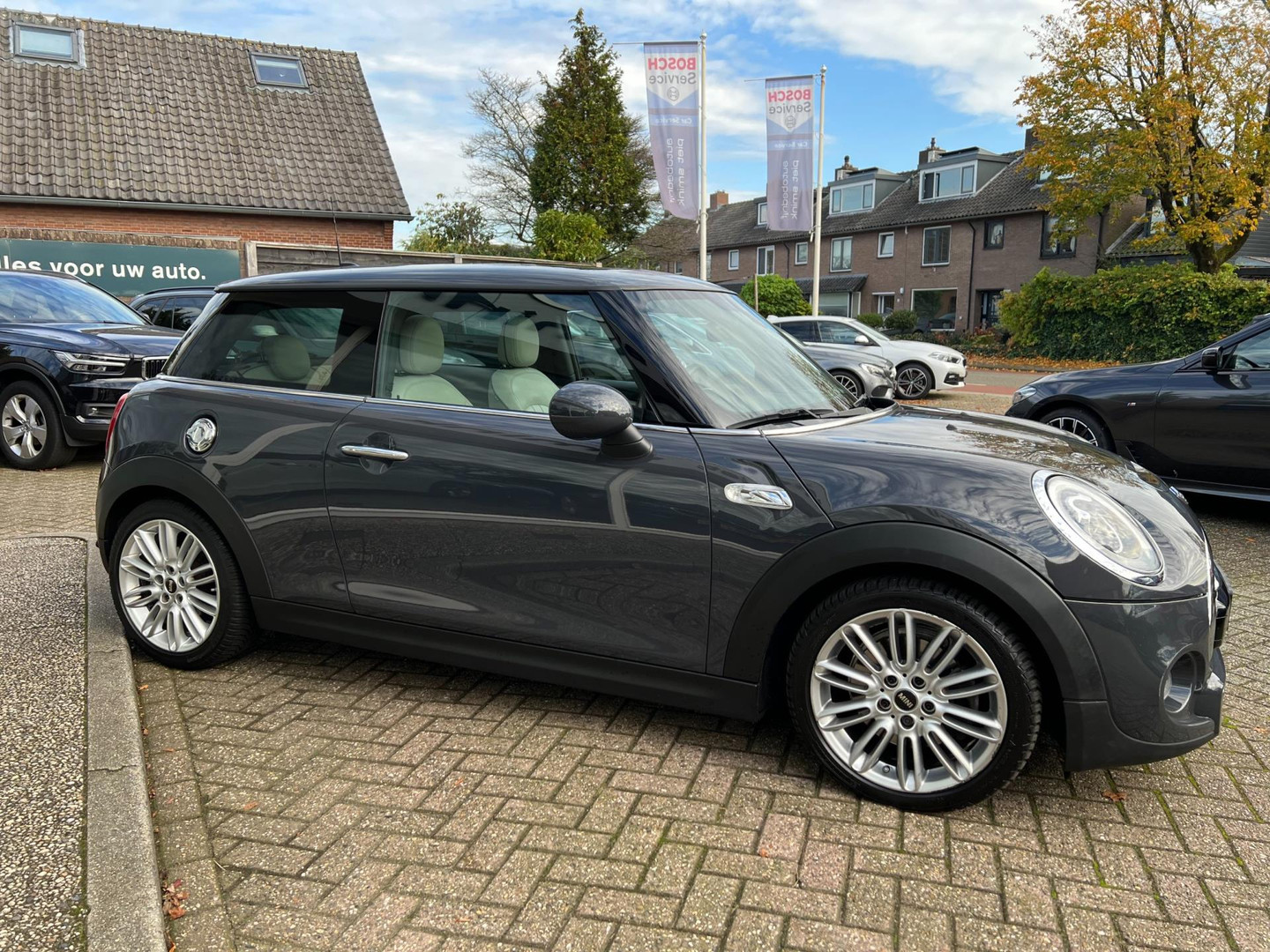 MINI