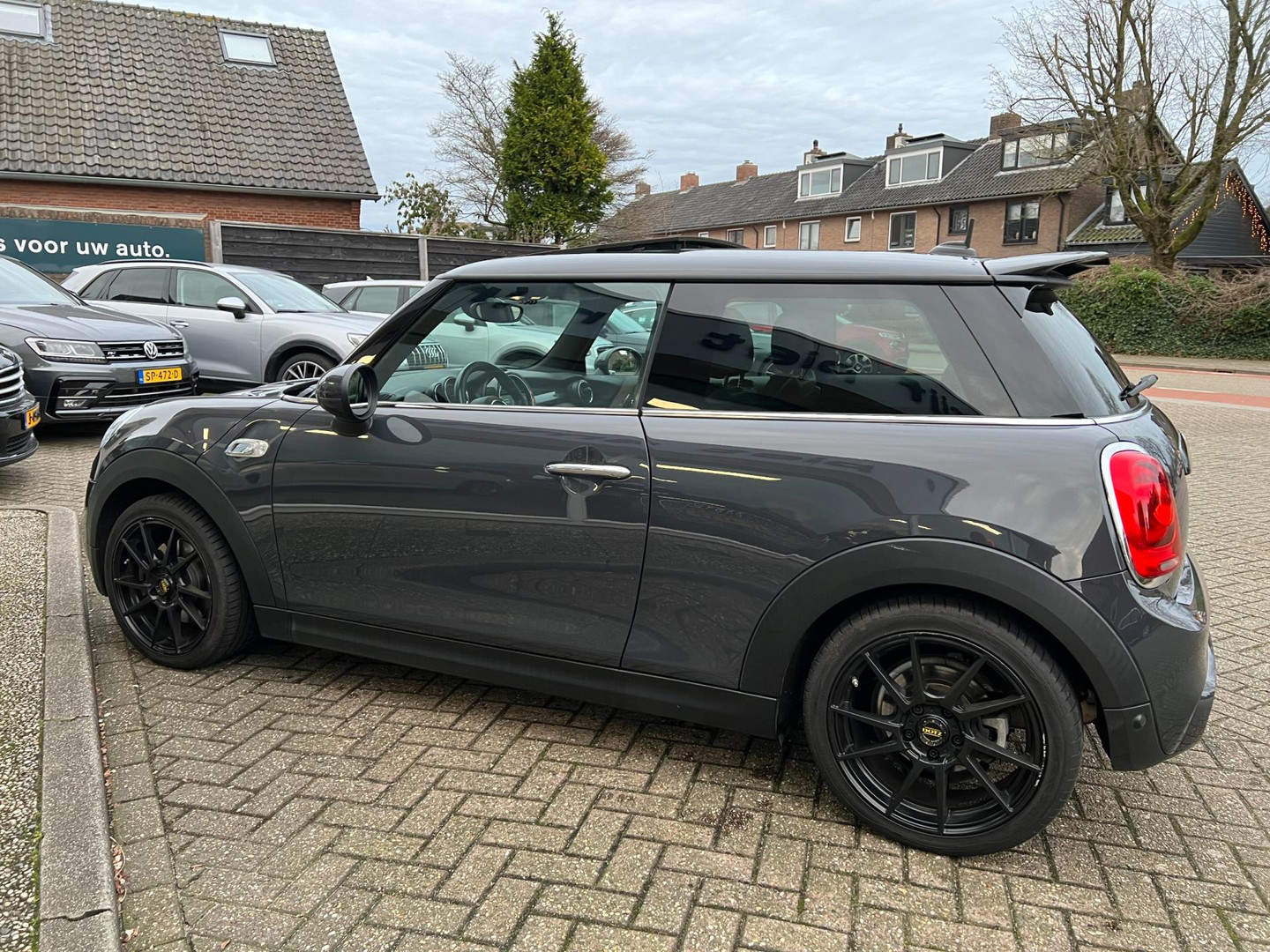 MINI