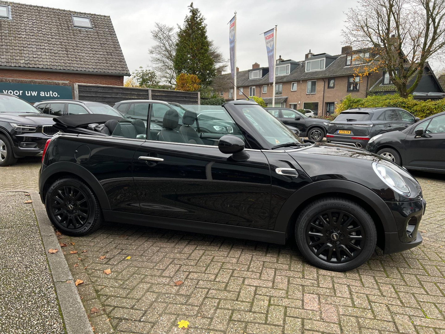 MINI