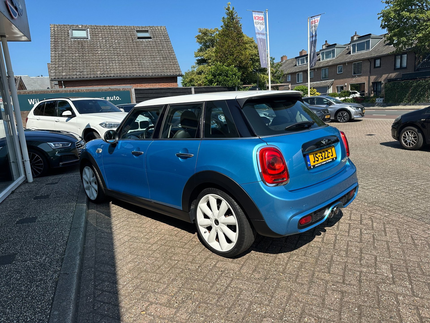 MINI MINI