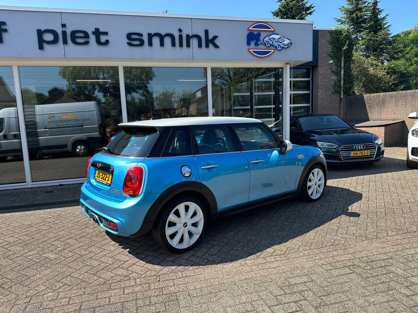 MINI MINI