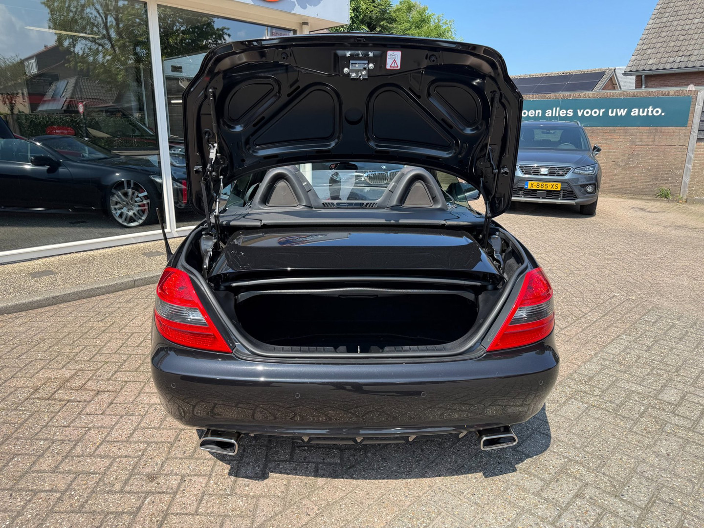 Mercedes-Benz Mercedes-Benz