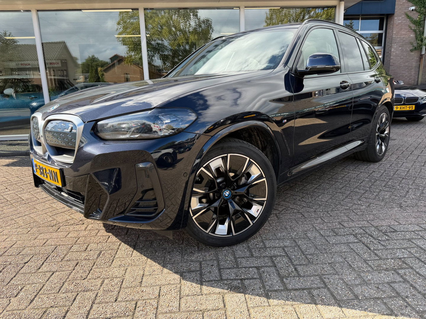 BMW