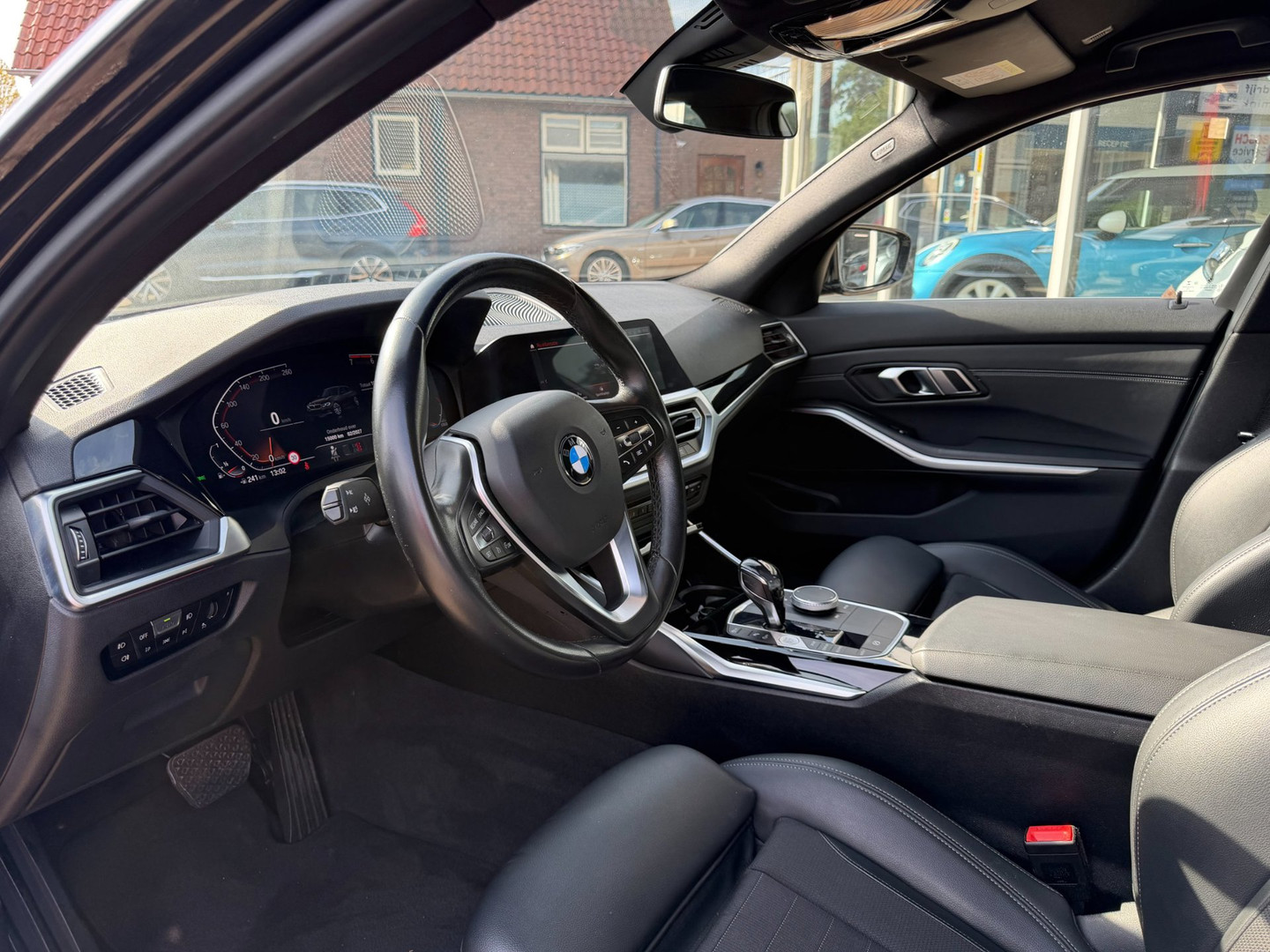 BMW BMW