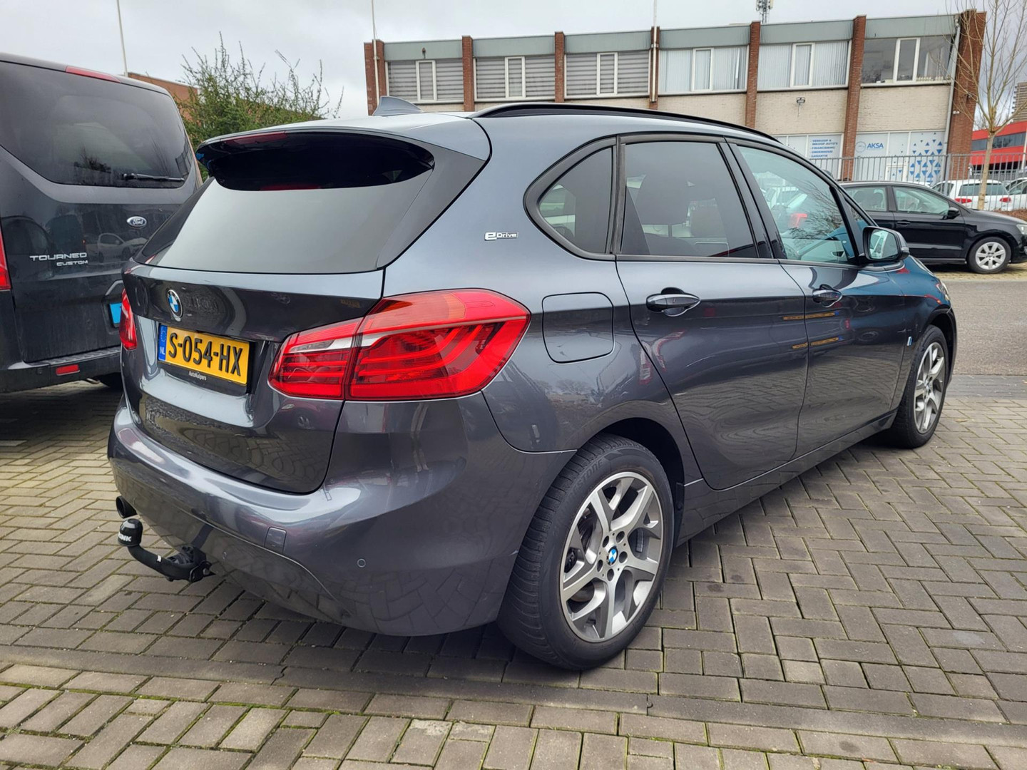 BMW