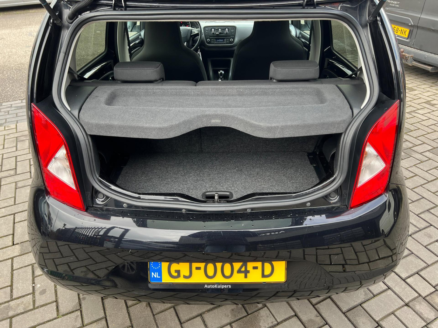 SEAT
