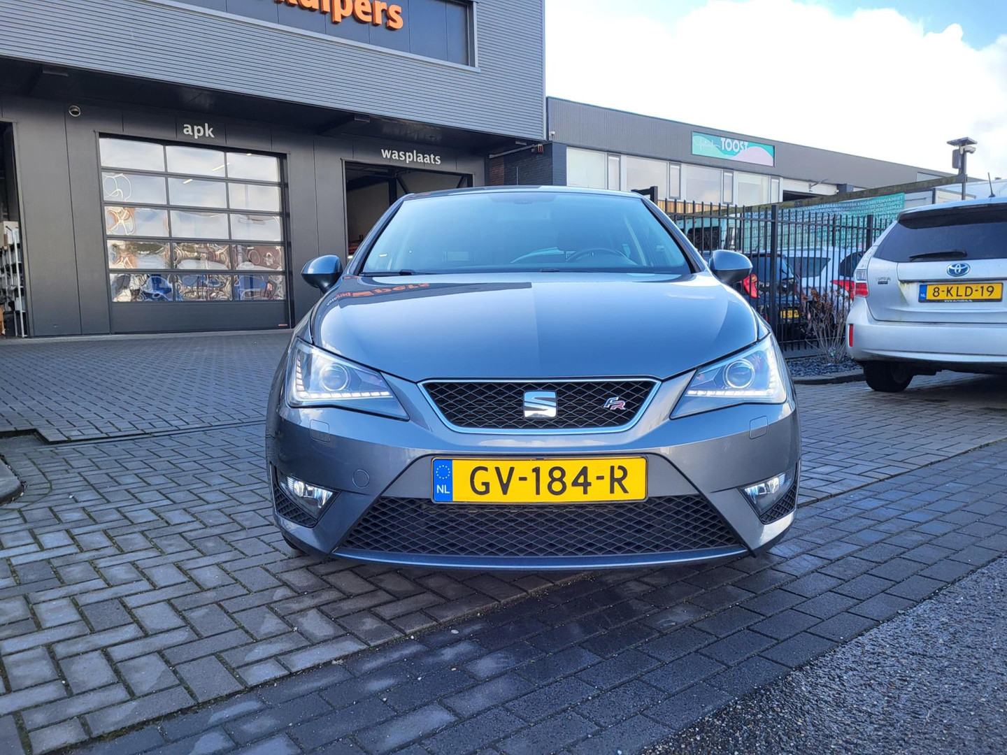 SEAT
