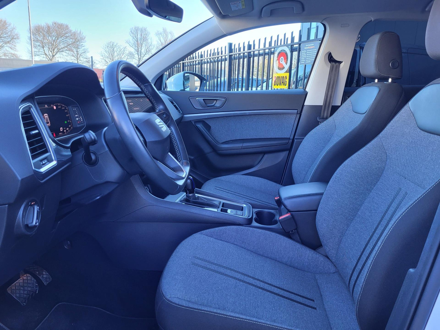 SEAT SEAT