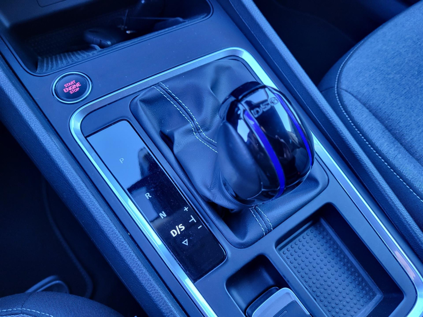 SEAT SEAT