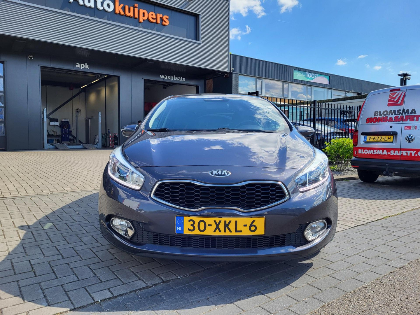 Kia Kia