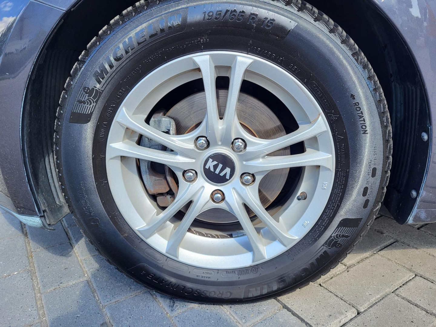 Kia Kia